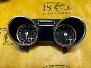 ZEGARY LICZNIK PRĘDKOŚCIOMIERZ OBROTOMIERZ MERCEDES GL X166 USA