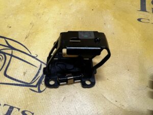 WSPORNIK MOCOWANIE KRATKI BAGAŻNIKA PRAWE PRAWY PORSCHE MACAN 95B