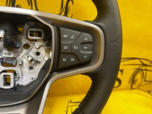 KIEROWNICA SKÓRA MULTIFUNKCJA PODGRZEWANA FORD BRONCO 21-