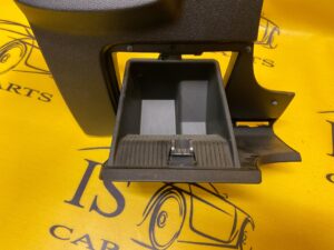 LEWA OSŁONA SCHOWEK KIEROWCY DESKI FORD FIESTA MK8