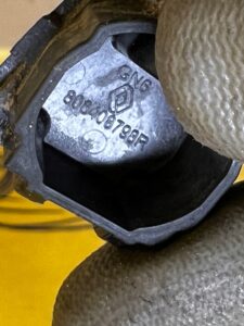 ZAŚLEPKA OSŁONA KLAMKI TYLNYCH DRZWI DACIA SANDERO 3 III