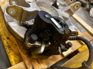 ZWROTNICA TARCZA ZACISK TYŁ LEWY LAND ROVER DISCOVERY SPORT V L550 LIFT