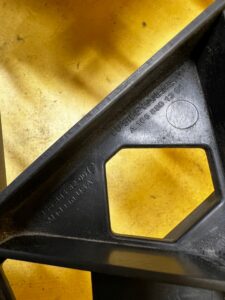 ŚLIZG MOCOWANIE WSPORNIK ZDERZAKA TYŁ PRAWY MERCEDES GL GLS X166