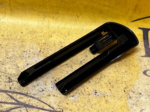 OSŁONA PROWADNICY SZYNY FOTELA PORSCHE PANAMERA 970 I LIFT