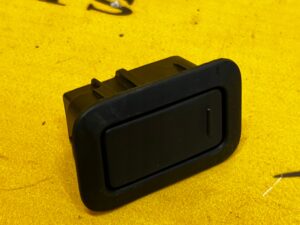 OSŁONA ZAŚLEPKA MASKOWNICA RANGE ROVER VELAR L560