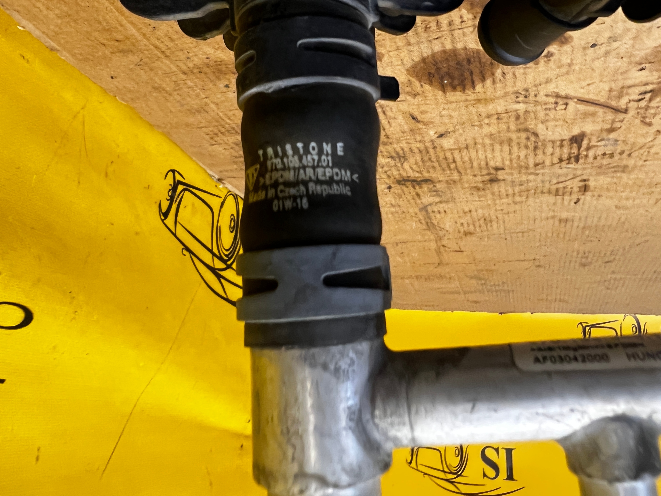 DODATKOWA POMPA PRZEWÓD WODY PORSCHE PANAMERA 970 I LIFT 3.0 S E-HYBRID