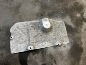 BLACHA OSŁONA TERMICZNA MERCEDES GLS X166