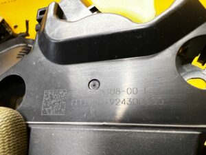 ZAMEK KLAPY TYŁ BAGAŻNIKA TESLA MODEL 3 PRZEDLIFT