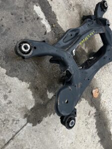 WÓZEK ZAWIESZENIA BELKA SANKI KOŁYSKA TYŁ RANGE ROVER DISCOVERY V L494 L462