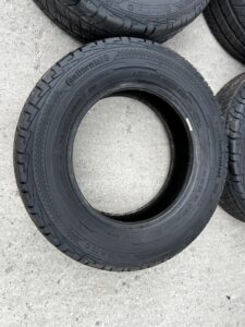 OPONY LETNIE CONTINENTAL CONTIVANCONTACT 100 195/70 R15C 2016R 2 SZT