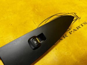 PANEL PRZEŁĄCZNIK SZYB PRZÓD PRAWY FORD FUSION LIFT USA