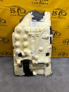 WYKŁADZINA PRAWY PRZÓD C4 PICASSO II RHD UK