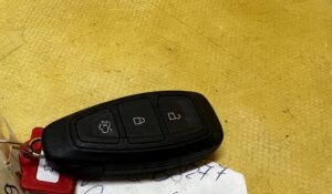 PILOT KLUCZYK KEY KEYLESS FORD FIESTA MK8 J1BT-15K601-AA