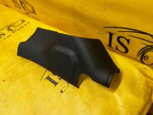 OSŁONA ZAŚLEPKA PLASTIK DACHU TYŁ LEWA 4 DRZWI FORD BRONCO 21-