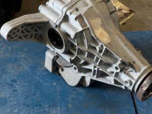 DYFER DYFERENCJAŁ MOST TYLNY TYŁ PORSCHE MACAN 95B