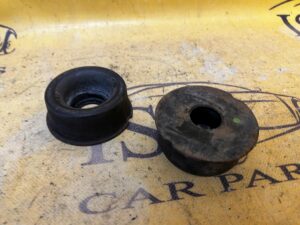 TULEJA SANEK PRZEDNICH LEXUS RX 450H III 3 AL10