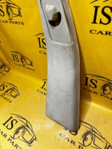 OSZYCIE OSŁONA OBUDOWA SŁUPKA ŚRODKOWEGO B LEWY JAGUAR XJ X351