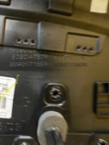 BOCZEK TAPICERKA DRZWI LEWY PRZÓD DACIA SANDERO III 2023R