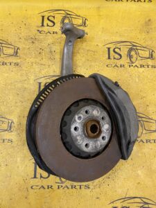 ZWROTNICA PIASTA ZAWIESZENIE PRZÓD LEWA LEWY AUDI A8 4N D5