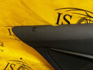 BOCZEK DRZWI TYŁ LEWY BMW 1 F40