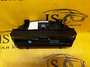 LICZNIK EUROPA JAGUAR XJ 3.0D X351 BW93-10849-AB