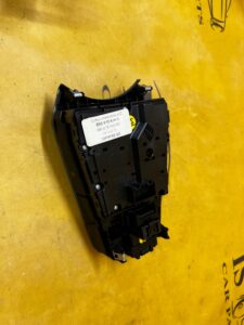 PANEL STEROWANIA PRZEŁĄCZNIK MMI TOUCHPAD AUDI TT 8S