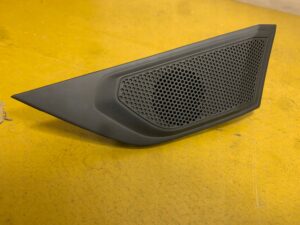 PRAWY PRZÓ MASKOWNICA GŁOŚNIK DRZWI PEUGEOT 508 II