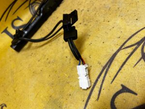 KOMPLET ZAPINKA ZAMEK KLAMRA NAPINACZ PASA BEZPIECZEŃSTWA PRZÓD BMW F20 F22