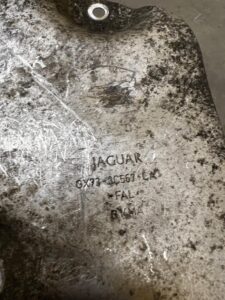 OSŁONA TERMICZNA BLACHA PRZEKŁADNI KIEROWNICZEJ RANGE ROVER VELAR L560