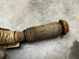 ŁĄCZNIK RURA WYDECHOWA CITROEN C4 GRAND PICASSO II 1.6 HDI