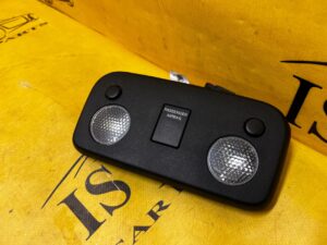 LAMPKA OŚWIETLENIE PODSUFITKI WNĘTRZA FORD MUSTANG VI USA