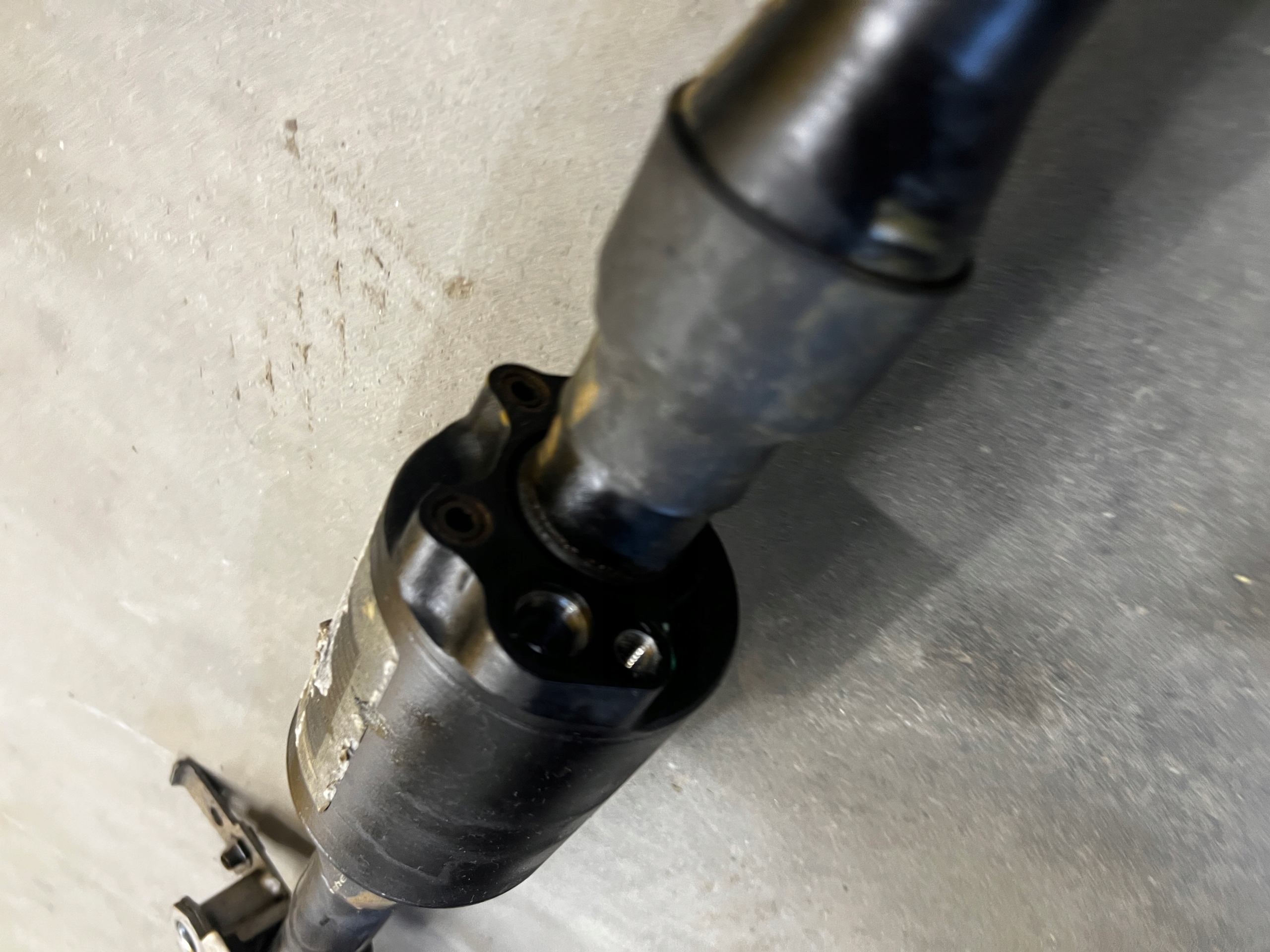 STABILIZATOR PRZÓD PRZEDNI AKTYWNY MERCEDES GL X166