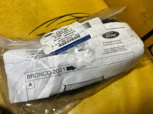 SIATKA MOCUJĄCA BAGAŻ BAGAŻNIKA 4 DRZWI FORD BRONCO 21- NOWA OEM