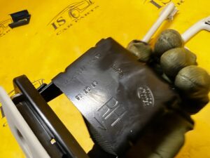 LAMPKA OŚWIETLENIE KABINY WNĘTRZA PRAWA LAND ROVER DISCOVERY 5 V L462