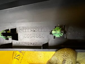 OSŁONA ZAŚLEPKA DESKI KONSOLI BMW F40