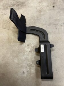 NAWIEW KANAŁ POWIETRZA PRAWY FORD ESCAPE MK4