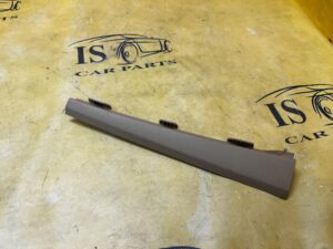 POSZYCIE OSŁONA OBUDOWA SŁUPKA PRZÓD A LEWY PORSCHE MACAN 95B