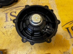 GŁOŚNIK DRZWI TYŁ BOSE PORSCHE CAYENNE 9Y3 9Y0 COUPE HYBRID