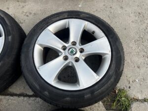 KOŁA FELGI OPONY ZIMOWE SKODA YETI OCTAVIA II SUPERB II 205/55 R16