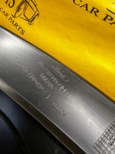 POSZYCIE OSŁONA OBUDOWA SŁUPKA C TYŁ LEWY BAGAŻNIKA FORD KUGA MK3 LIFT