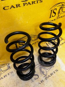 KOMPLET SPRĘZYNY SPRĘŻYNA ZAWIESZENIA TYŁ TESLA MODEL 3 PRZEDLIFT 2WD