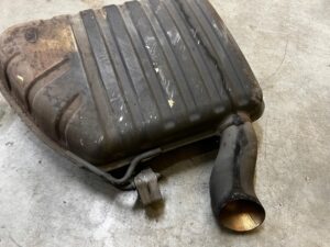 KPL WYDECH TŁUMIK KOŃCOWY TYŁ TYLNY R-DYNAMIC RANGE ROVER VELAR L560 2.0D