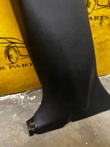 OSŁONA POSZYCIE SŁUPKA B ŚRODKOWA LEWA LEWY DOLNA NISSAN LEAF I ZE0