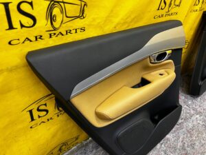 TAPICERKA BOCZEK DRZWI TYŁ LEWY VOLVO XC90 II EU