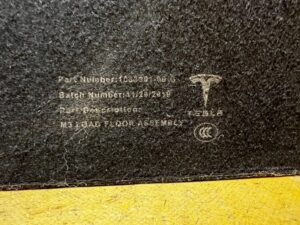 MATA DYWAN WYKŁADZINA PODŁOGA PODŁOGI BAGAŻNIKA TESLA MODEL 3 PRZEDLIFT