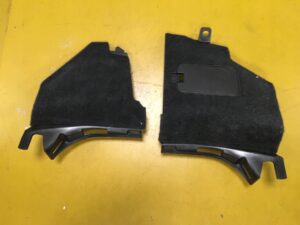 OSŁONA TAPICERKA SŁUPKA PROGU LEWA INFINITI Q70