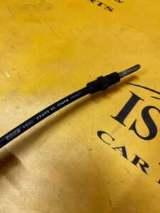 LINKA HAMULCA RĘCZNEGO LEWA FORD MUSTANG VI