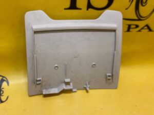 OSŁONA PLASTIK ZAŚLEPKA MERCEDES W257