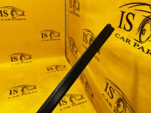 LISTWA SZYBY CZOŁOWEJ PRZÓD LEWY MERCEDES GL X166