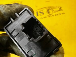 PRZYCISK PRZEŁĄCZNIK PODGRZEWANIA SZYBY TYŁ DACIA LODGY LIFT